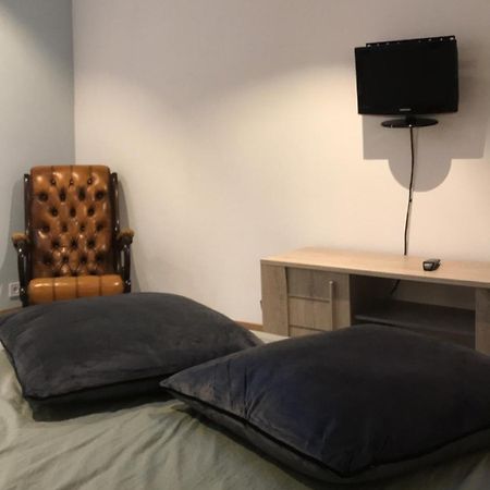 Petite Maison Chaleureuse Richelieu Bagian luar foto