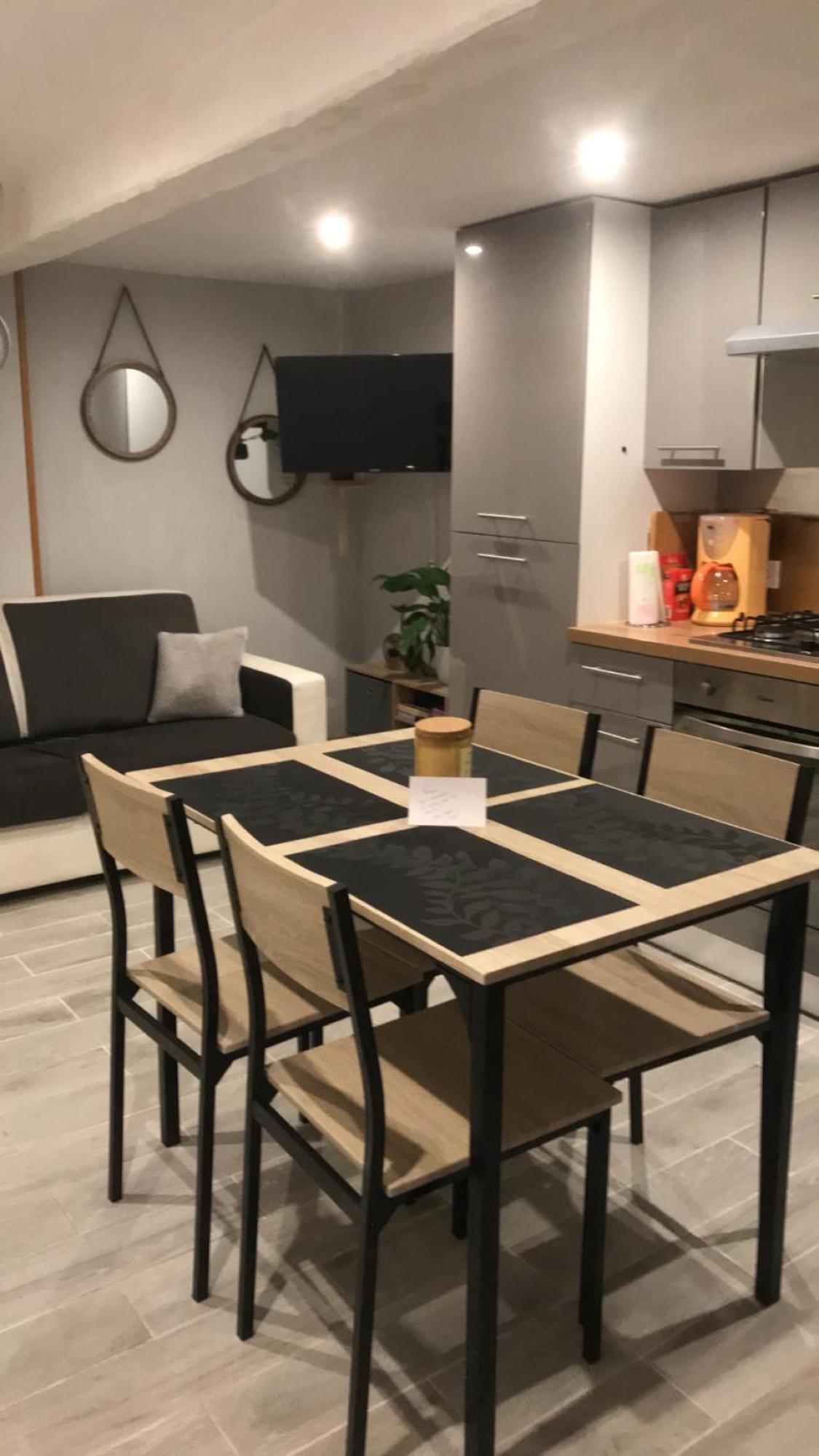 Petite Maison Chaleureuse Richelieu Bagian luar foto